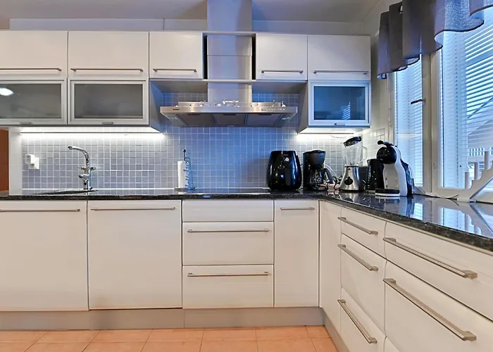 Alley 3b - In Centre *